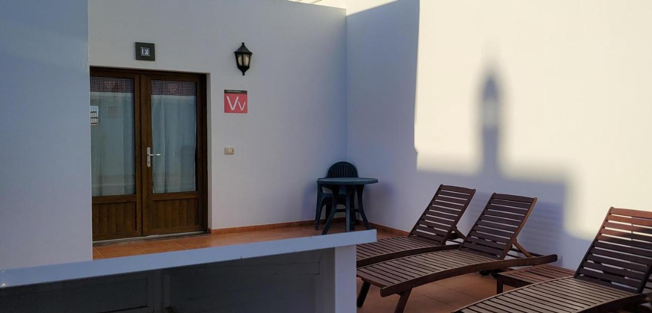 Apartamento Flor Siete Apartment Калета де Себо Екстериор снимка